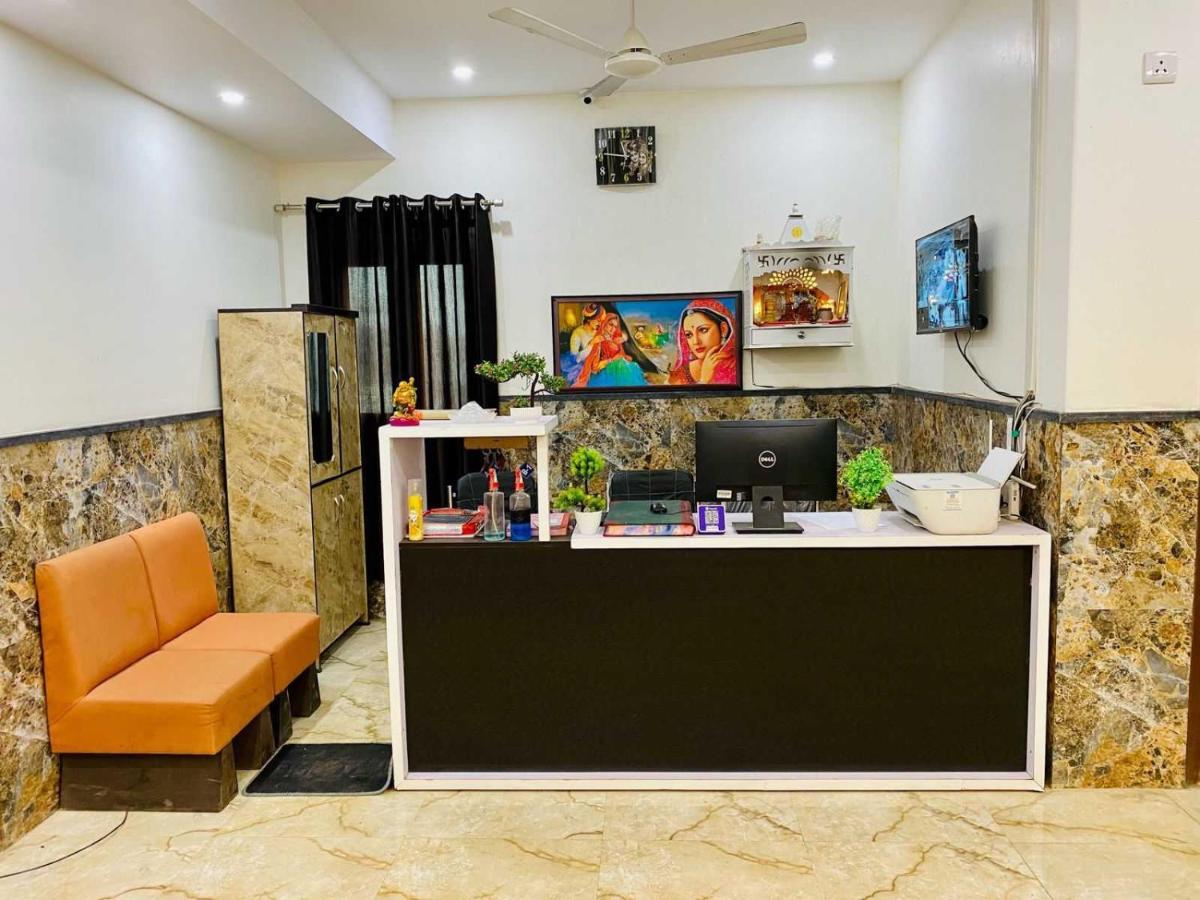 Hotel O K R Resdiancy Near Botanic Garden Of Indian Republic Noida Eksteriør billede